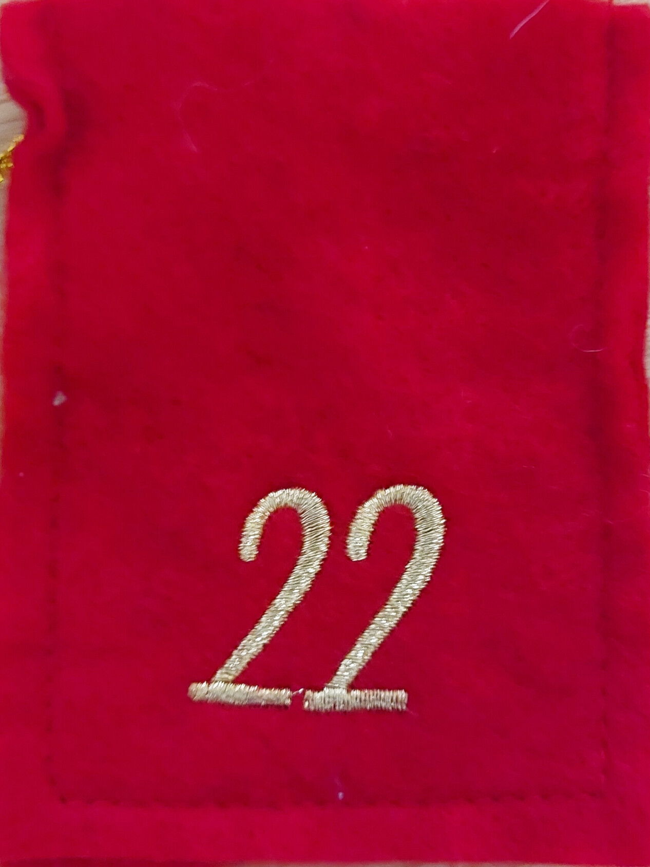 22